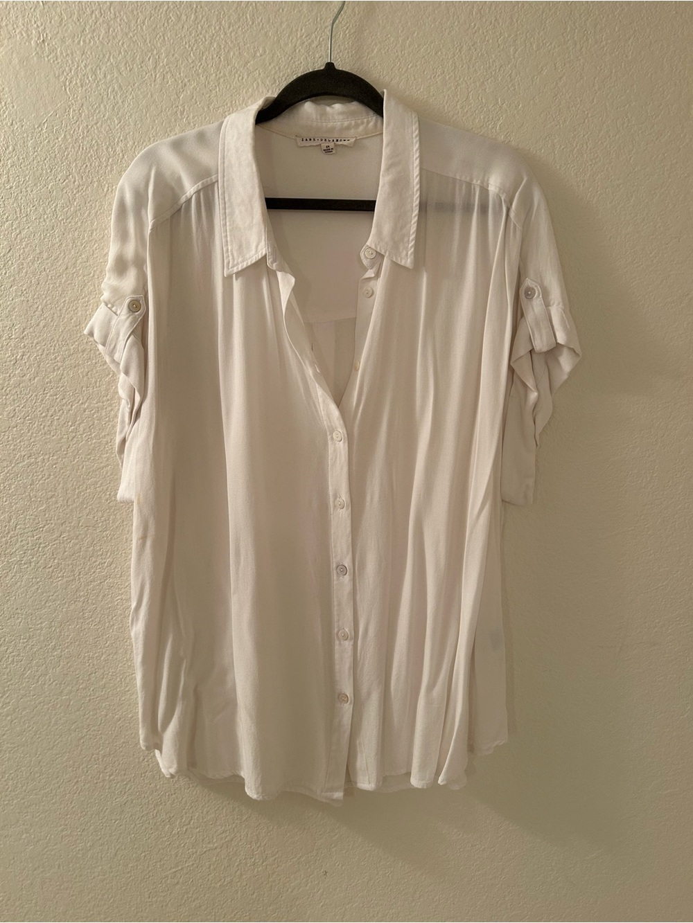 Jane and Delancey White Short-Sleeve Button-Down Blouse